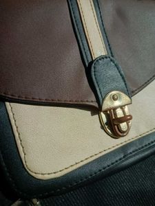 Chic Tri-Color Crossbody Bag