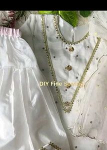 Elegant White Kurta Set with Dupatta
