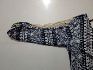 Patterned 3/4 Sleeve Blouse