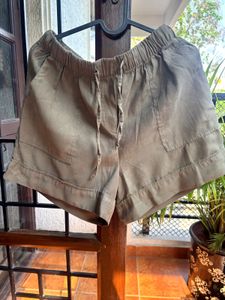Comfy Olive Green Summer Shorts