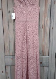 Elegant Lace Gown with Slit