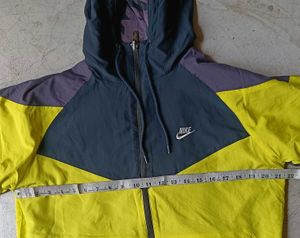 Nike Reversible Jacket – 2-in-1 Design
