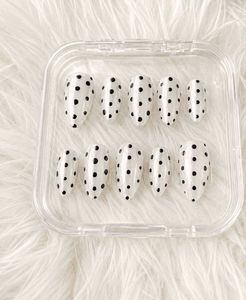 Cute Polka Dot Press-On Nails