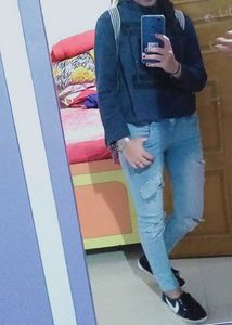 Blue Full Sleeves Hoodie With One Freebie😻💙