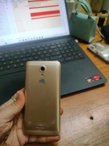 Non working phone with charger