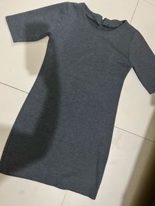 Classic Grey Short-Sleeve Knee-Length Dress