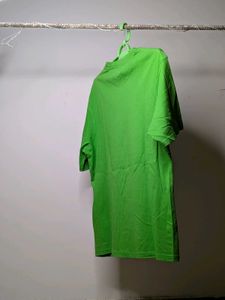 GERTRUDE Bright Green Graphic T-Shirt
