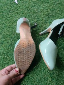 Pista Green Heels