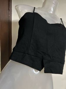 Chic Black Spaghetti Strap Crop Top