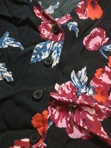 Chic Floral Print top/shirt