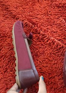 SMART RED LOAFERS FOR WOMEN