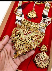 Exquisite Traditional Indian Jewellery Set