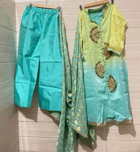 Zari work Elegant Teal &amp; Lime Kurta Set with banar