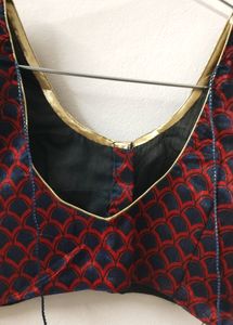 Aryahi Dupiyan Blouse