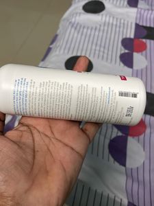 The mom Co Baby Body Wash 200ml