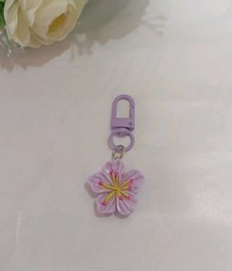 Cute Flower Keychain (purple)