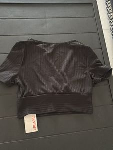 Cute V-Neck Cropped Top (Never Worn)