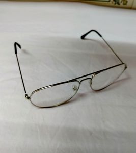 2 Pis New Fashion Sunglasses For Men And Women
