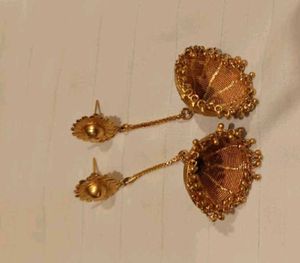 Gold based Copper Jhumka Earrings