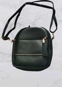 Chic Black Crossbody Bag