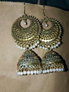 Elegant Gold Jhumka Earrings