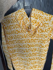 Patterned Zip-Up Hoodie