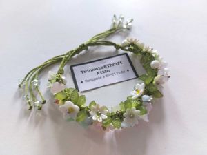 Handmade Floral Beaded Bracelet