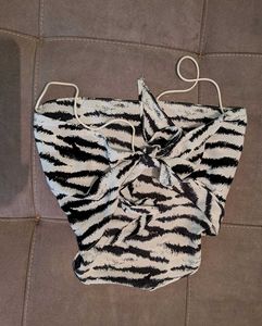 backless tie up top