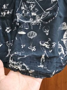 Printed Black Crop top/blouse