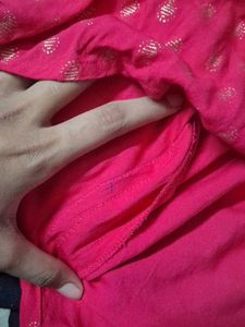 a pink short kurti