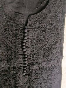Elegant Black Embroidered Kurta