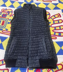 Sleeveless Black Puffer Vest