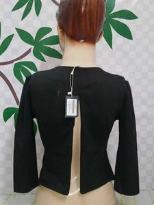(300)Black Wrap Top