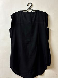 Elegant Black Top