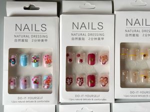 Press-On Nails Set