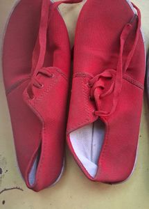 BUY 1 GET 3 FREE!! RED SHOE For Male