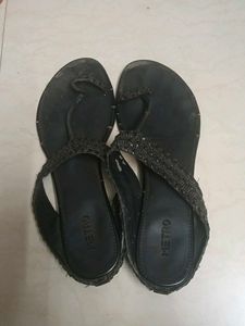 Stylish Black Flat Sandals