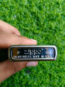 Vintage Authentic Zippo Lighter – Hard Rock Cafe L