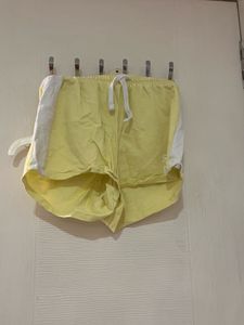 Cute Yellow Shorts 6-8 ys