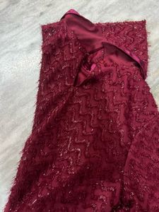 Chic Textured Berry Top with Peter Pan Collar