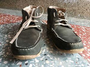 Original Woodland Mid-Top Leather Shoes | Good Con