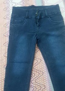Women Shorts nd Capri