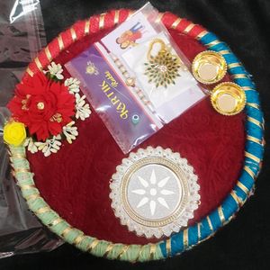 Handmade Rakhi Platter With Bhai/Bhabhi Combo Rakhis