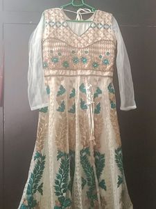 Price Dropp......,. 😍 Anarkali Suit Without Dupatta & Lggings