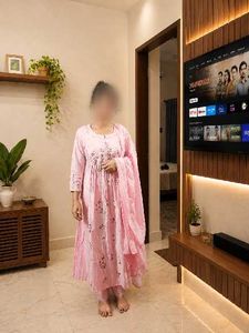 M size mul chanderi embroidery 3 piece set