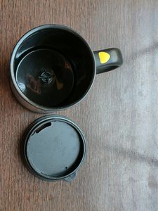 Self Stirring Mug