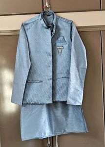 Stylish Men's Kurta Set