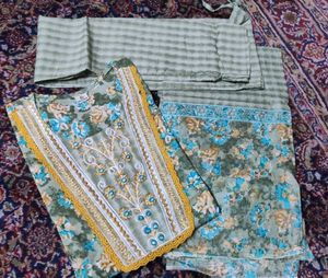 40 Size -Floral Kurta Set with Pants