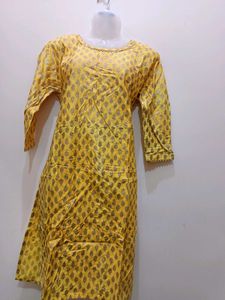 Yellow Embellished Kurta Set✨