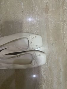 Ballet Sling back White Heels 𓍯𓂃